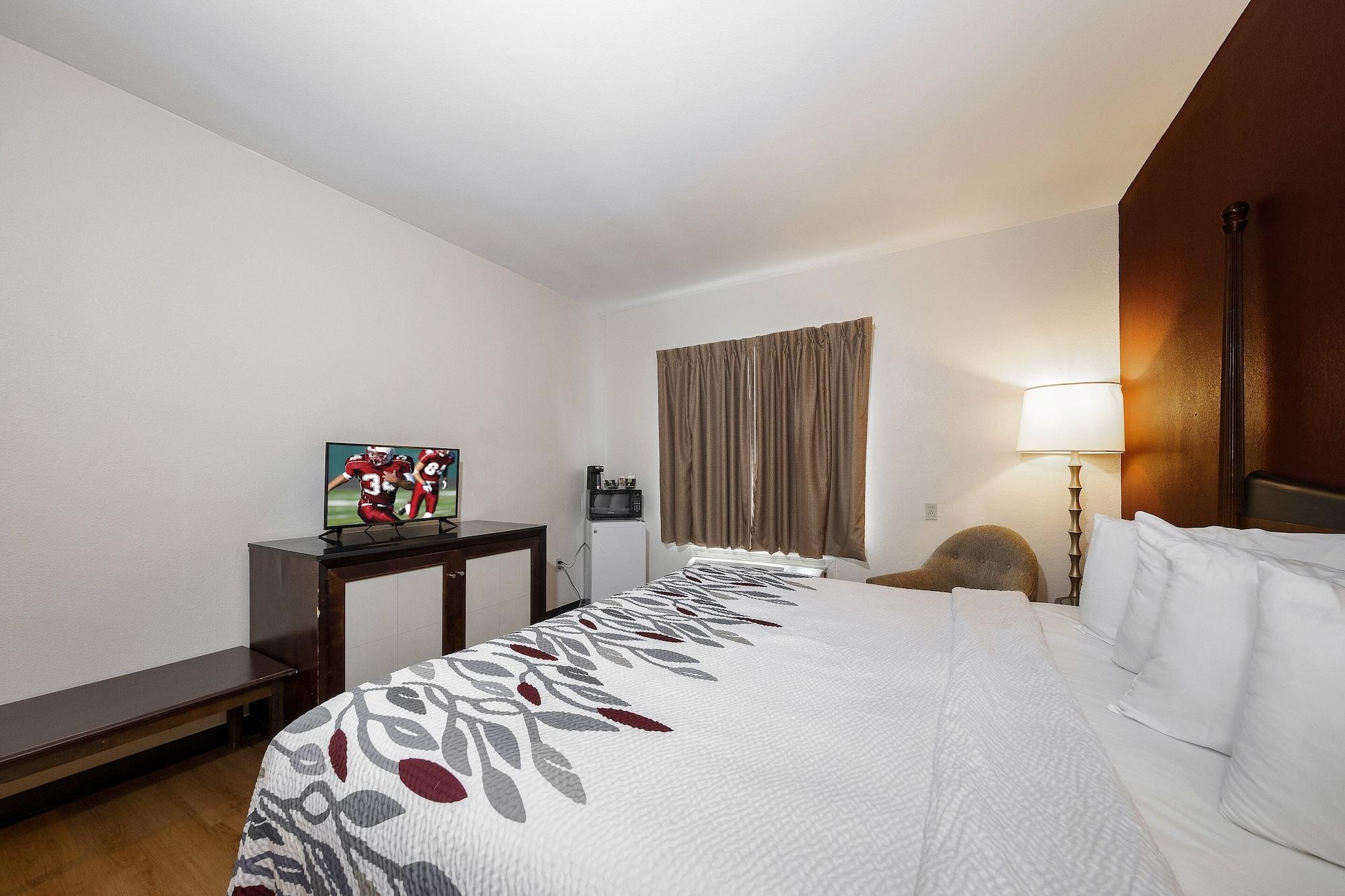 Red Roof Inn & Suites Biloxi - Ocean Springs Exteriör bild