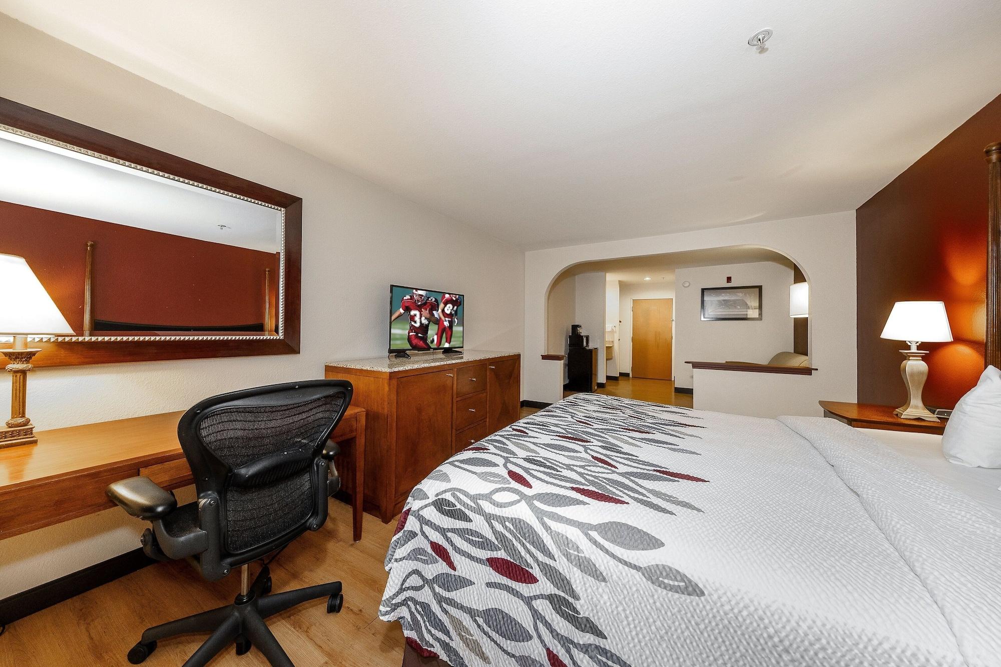 Red Roof Inn & Suites Biloxi - Ocean Springs Exteriör bild