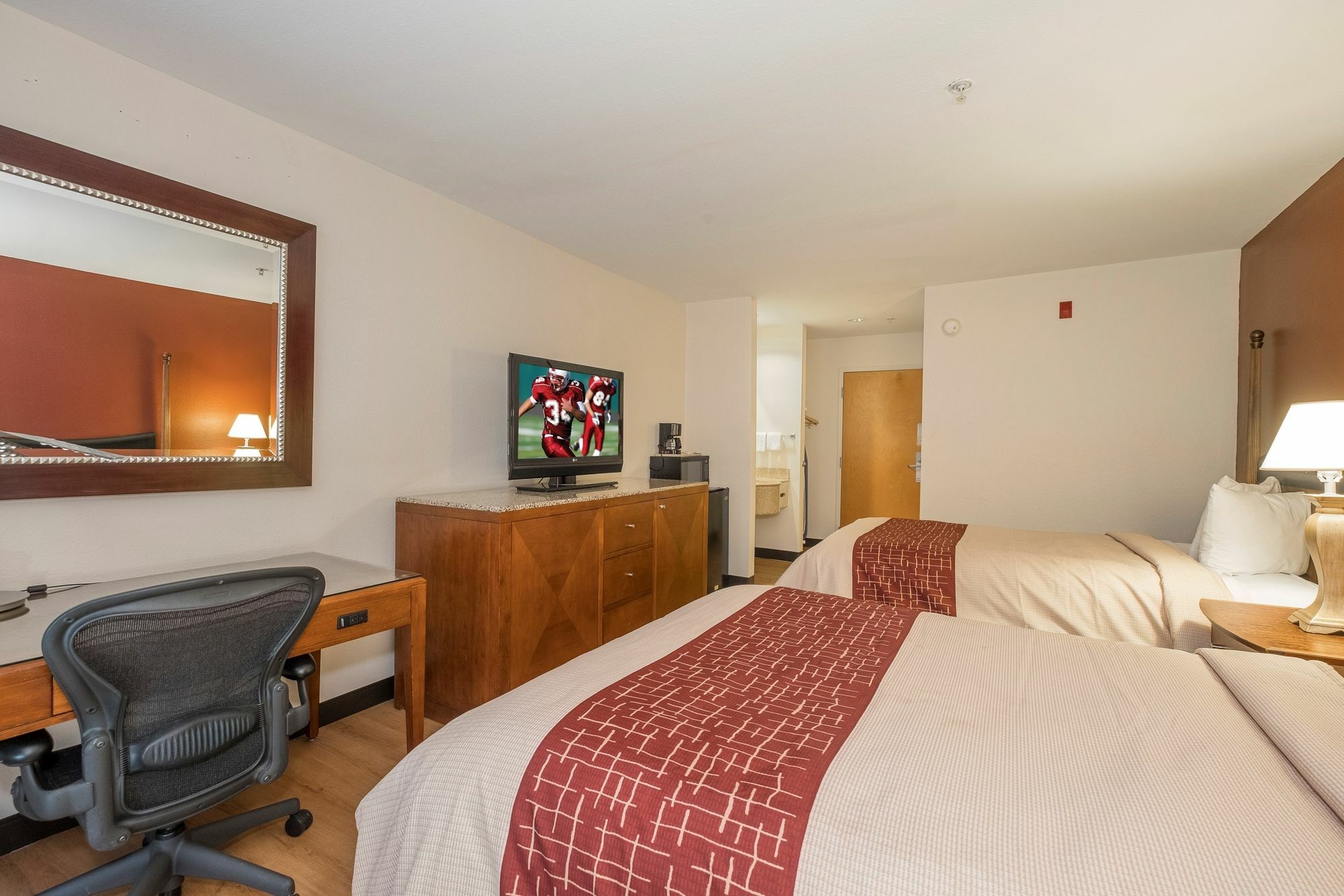 Red Roof Inn & Suites Biloxi - Ocean Springs Exteriör bild